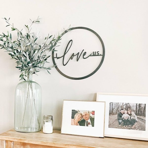 Circle Signs | I Love Us’ Circle Wall Decor Circle Signs Circle Signs