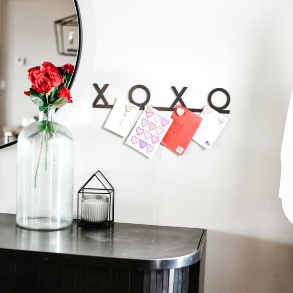 General Living | XOXO Magnetic Card Display Wall Decor General Living General Living