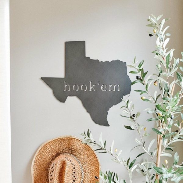 Your Town + State | Texas Hook ‘Em Wall Decor Wall Decor Your Town + State